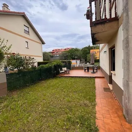 Apartamento Con Jardin En Centro Comillas
